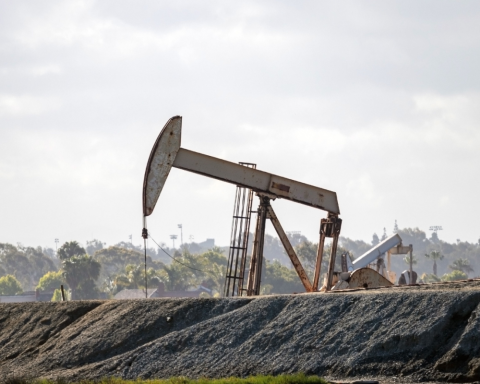oil-price-shock-risks-rise-amid-global-tensions