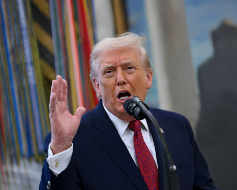 trump-misses-pledge-to-halve-u.s.-energy-bills