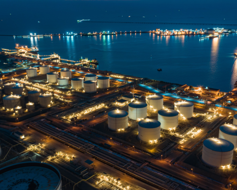 trump-signals-us-push-to-rebuild-venezuela’s-oil-industrytrump-signals-us-push-to-rebuild-venezuela’s-oil-industry