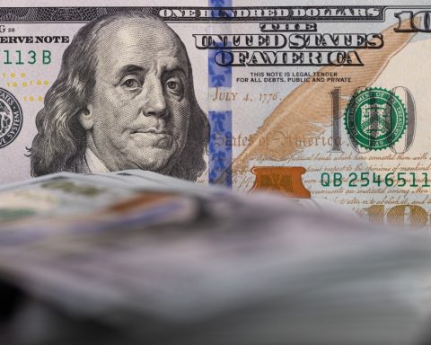 new-plan-would-cap-six-figure-social-security-payouts