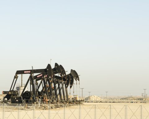 oil-rebounds-as-traders-question-iran-diplomacy-claims