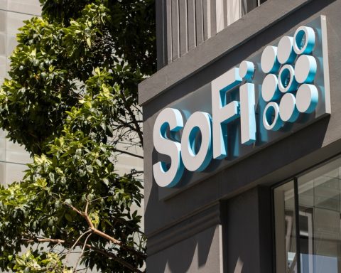 sofi-rejects-muddy-waters-claims-as-scrutiny-mounts