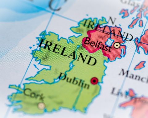 fuel-protests-spread-as-shortages-hit-ireland