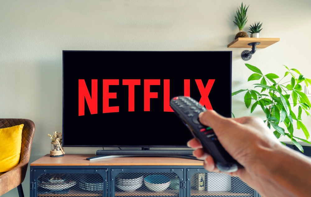 netflix-drops-after-strong-results-fail-to-lift-outlook