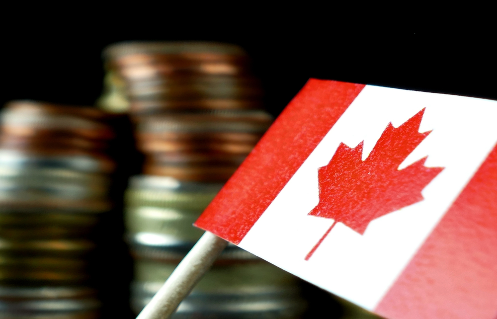 canada-economy-slips-into-contraction