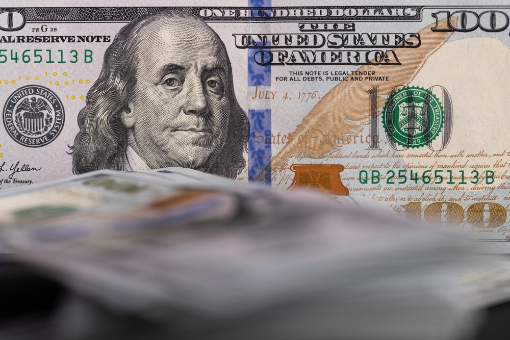 dollar-rises-as-hormuz-deal-doubts-grow