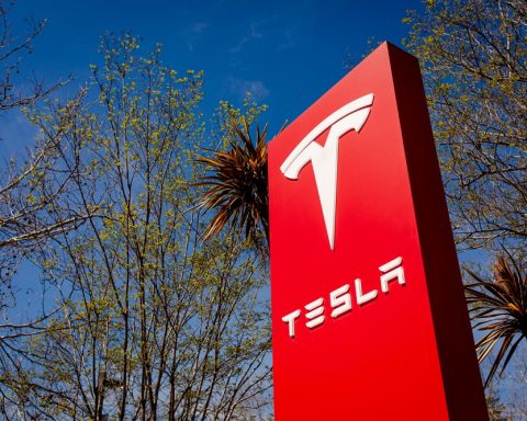 fatal-tesla-crash-prompts-federal-investigation