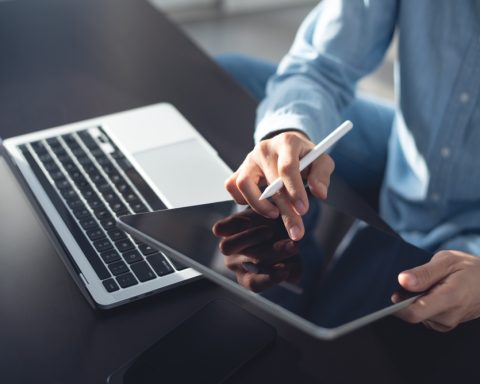 remote-work-hits-young-graduates