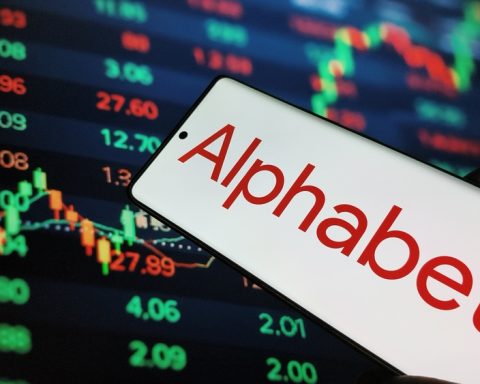 alphabet-q2-revenue-beats-estimates,-stock-dips-on-capex-forecast