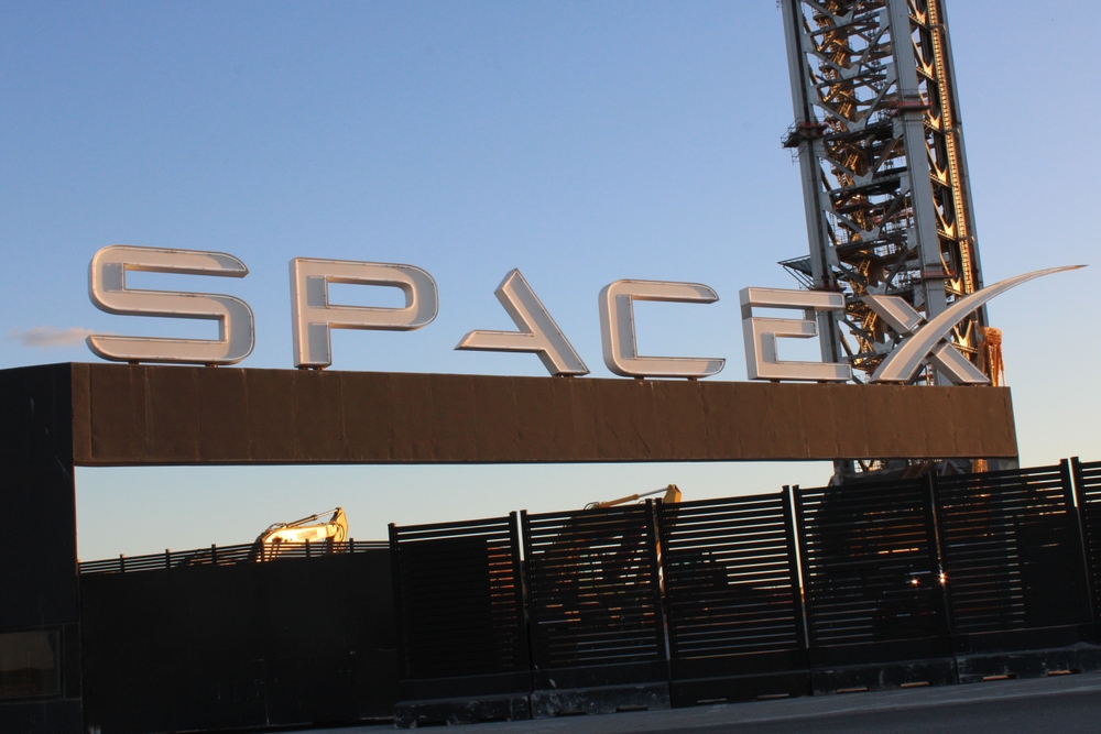 spacex-slips-near-ipo-price