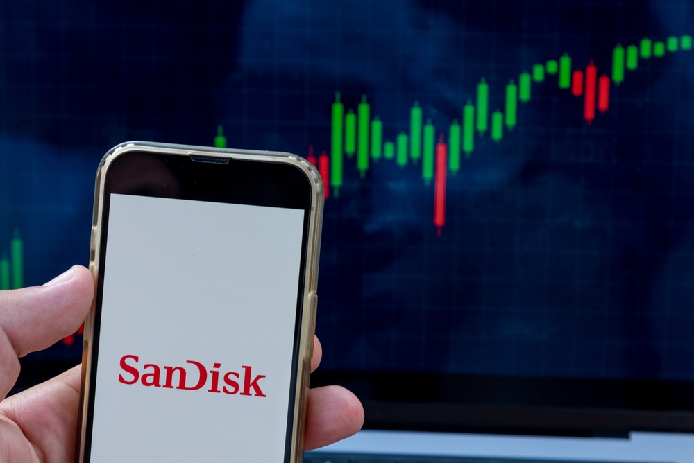 sandisk-stock-rises-on-ai-storage-demand
